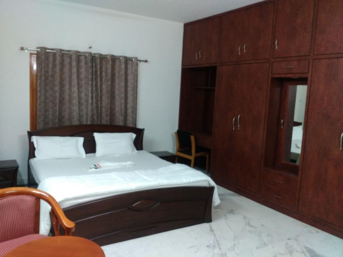 Fresh Living Prime Banjara Hotell Hyderabad Eksteriør bilde
